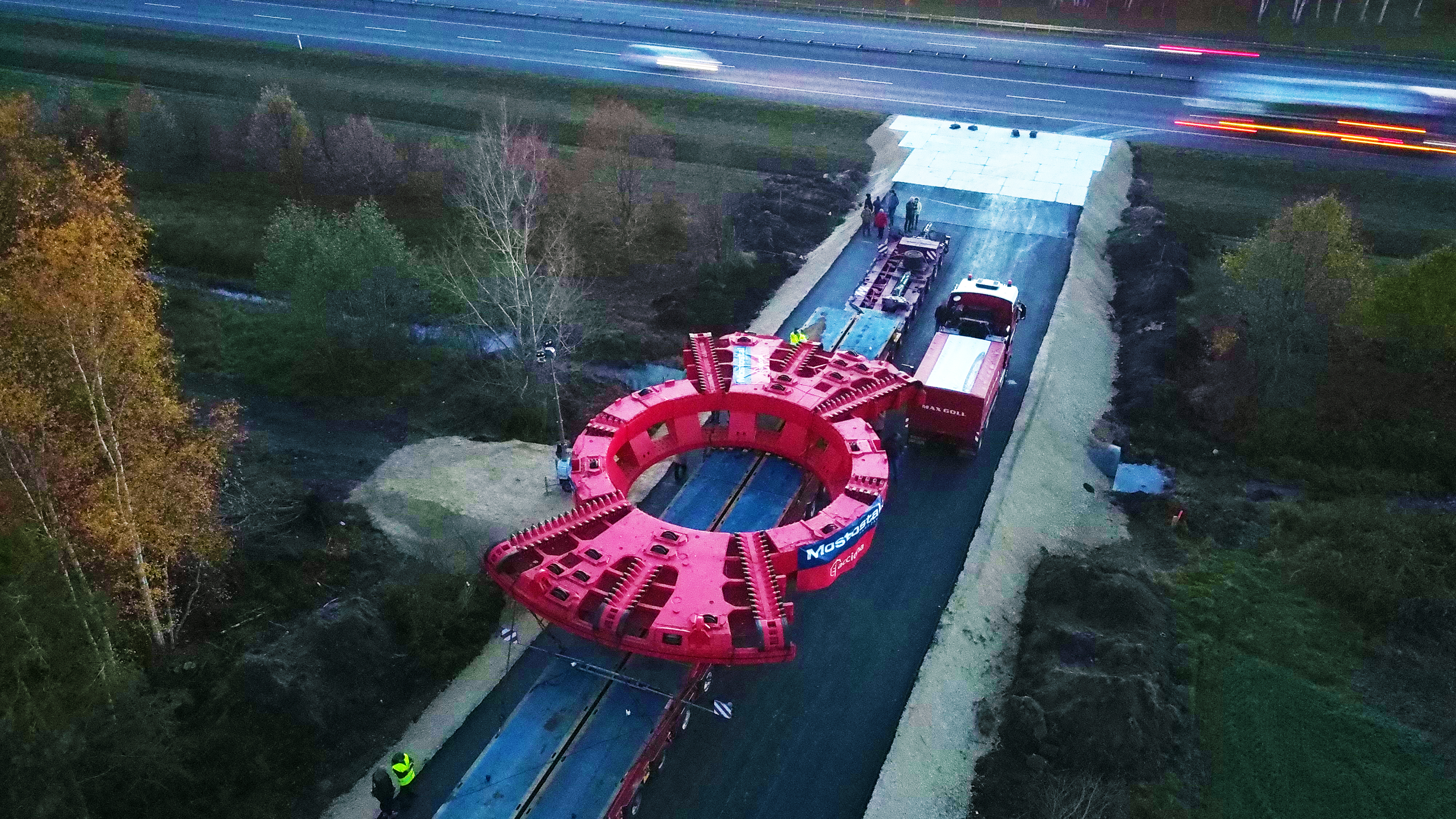 Droga tymczasowa między autostradą A4, a drogą wojewódzką DW424 image
